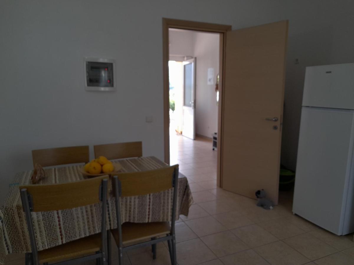 Garden View Appartment Kalavárda Zewnętrze zdjęcie