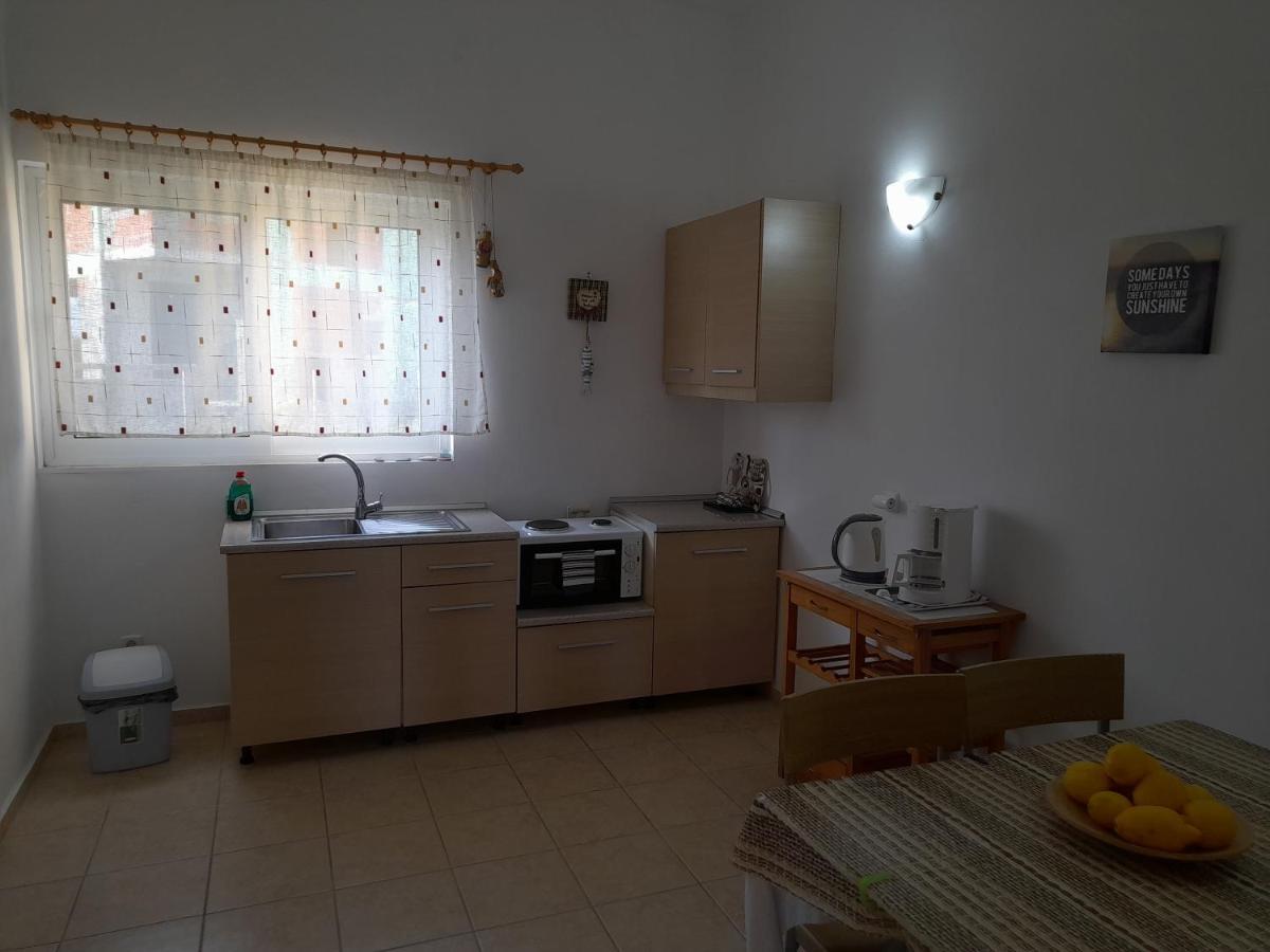 Garden View Appartment Kalavárda Zewnętrze zdjęcie